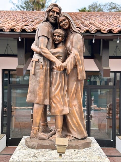 The Holy Family - Hearts of the holy family